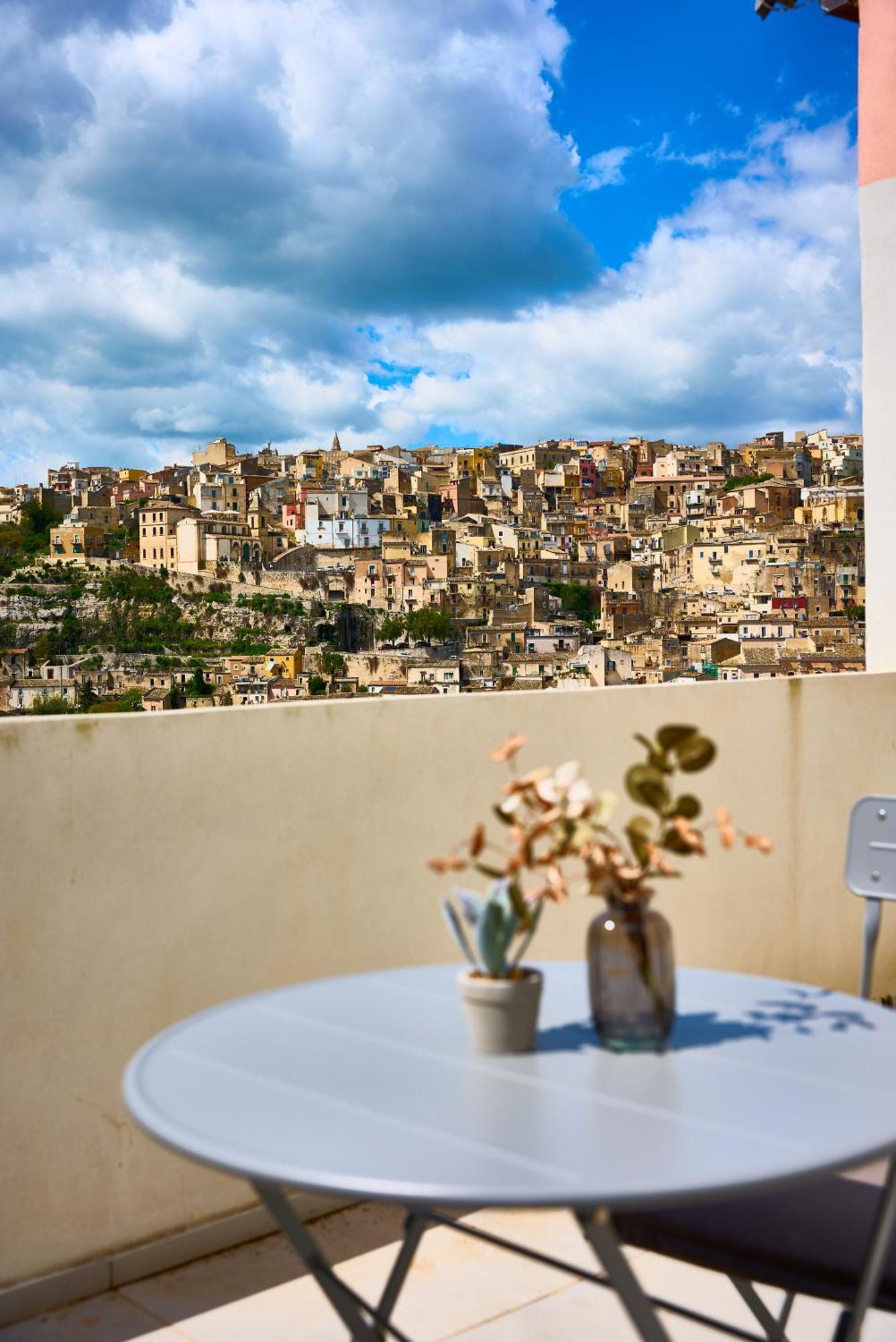 La Terrazza Sul Barocco Bed & Breakfast Ragusa Exterior photo